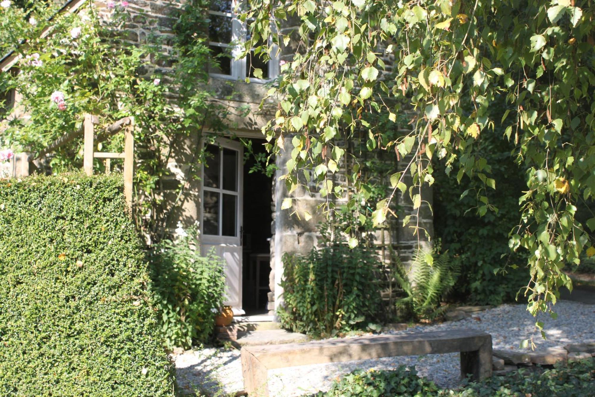 Chambres D'Hotes Le Quartier Val-Couesnon Room photo